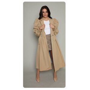 Boutique NWT Trench